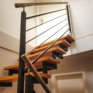 Holztreppe und Geländer Schreinerei Manten